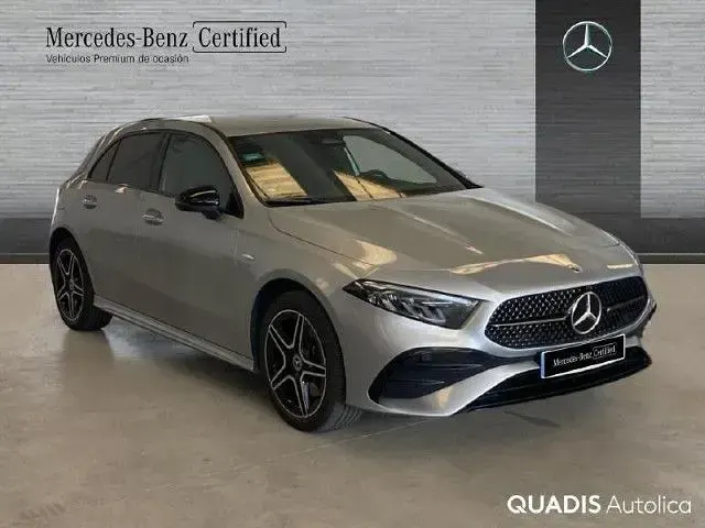 Usado Mercedes A250 218 CV (160 kW) 2026 Plata hightech