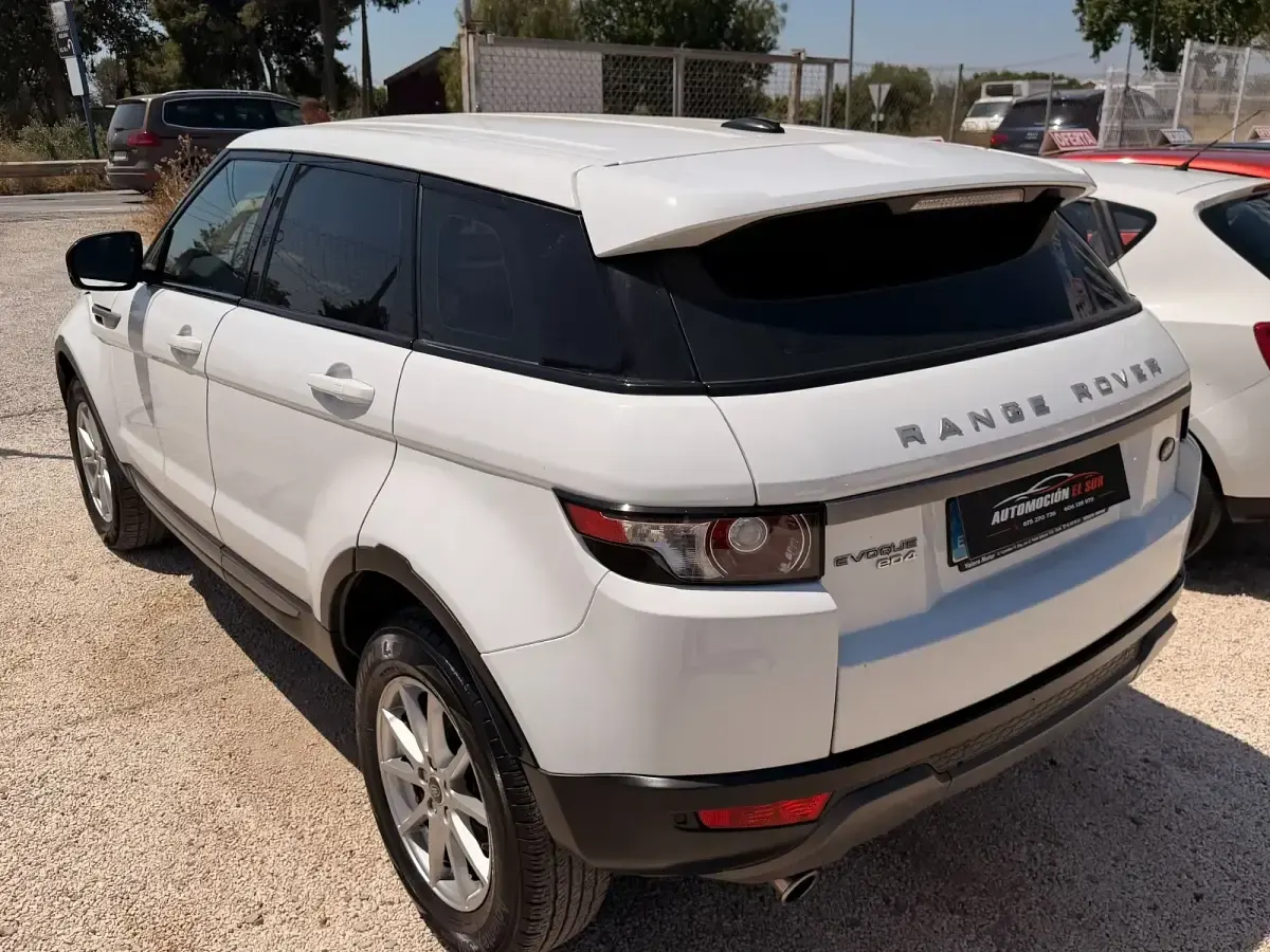 Usado Land Rover Range Rover evoque Prestige 150 CV (110 kW) 2013 Blanco SUV