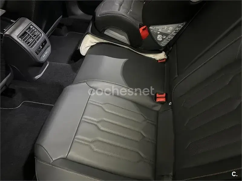 Usado Cupra Leon VZ 310 CV (228 kW) 2024 Negro Familiar