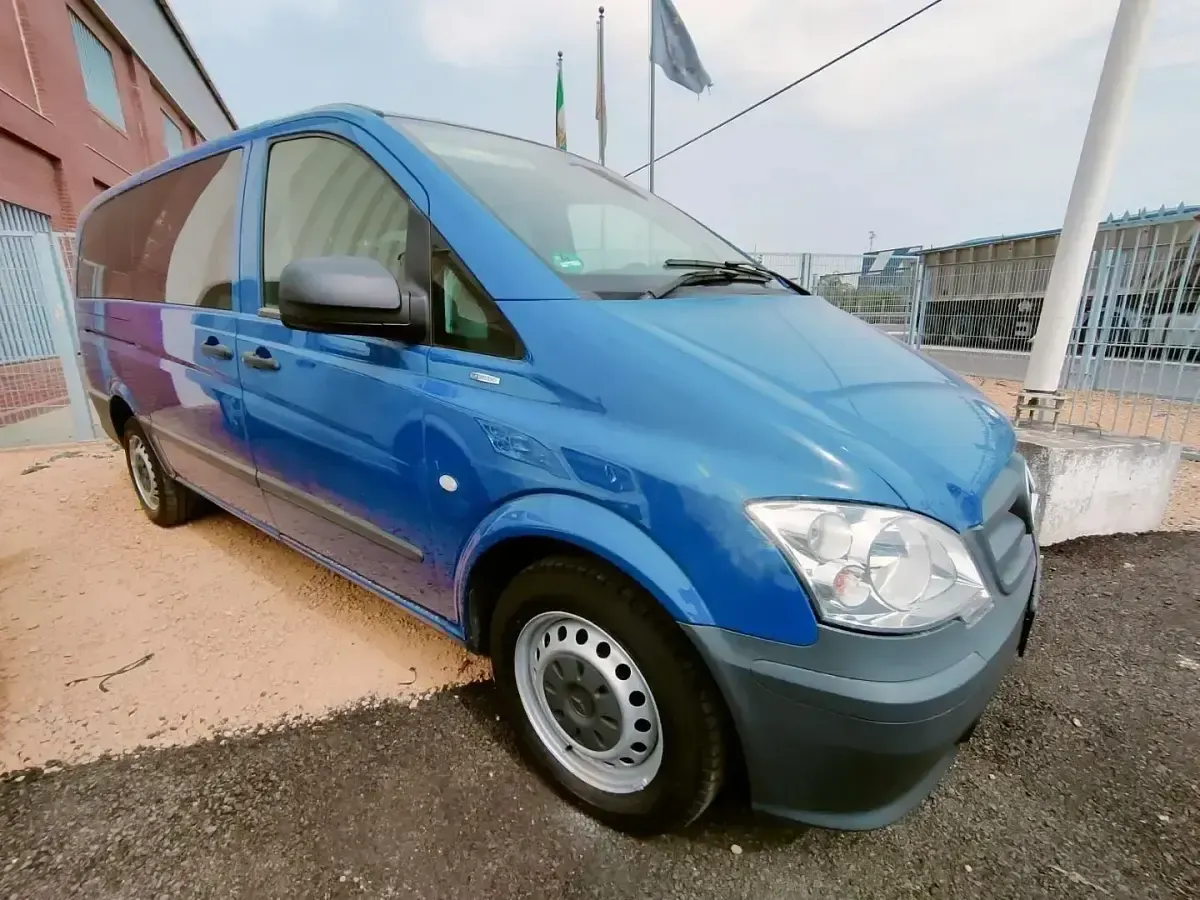 Usado Mercedes Vito 163 CV (119 kW) 2014 Azul Van