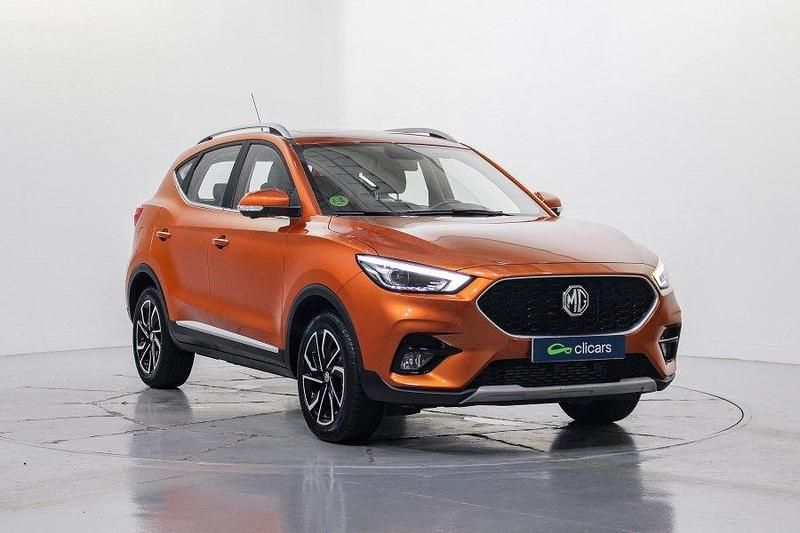 Usado MG ZS Luxury 111 CV (81 kW) 2023 Naranja SUV