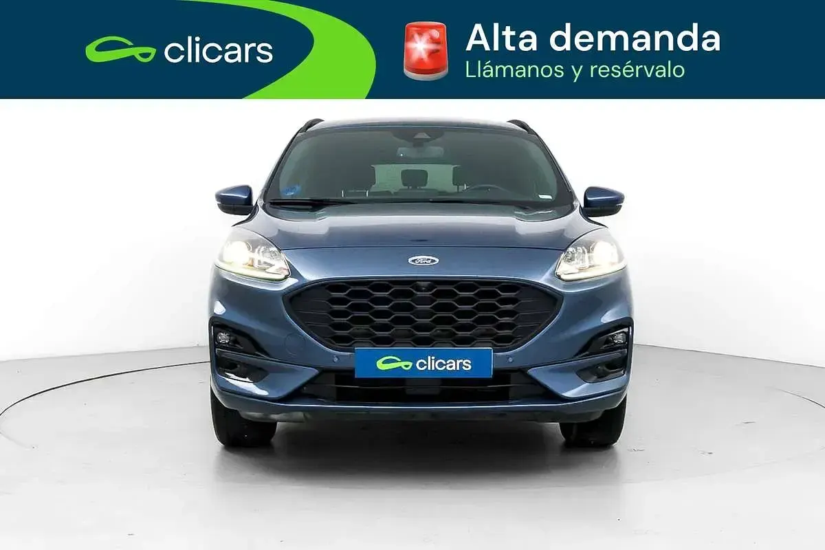 Usado Ford Kuga ST-Line 226 CV (166 kW) 2023 Gris SUV