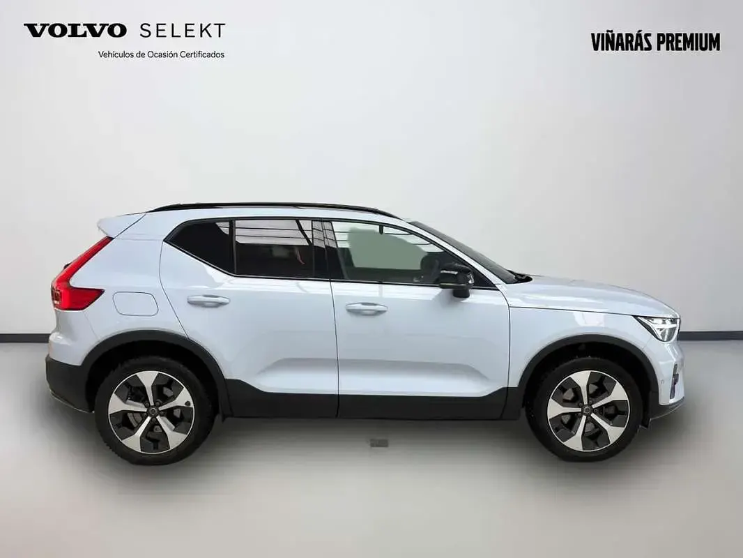 Usado Volvo XC40 Plus 197 CV (144 kW) 2024 Azul SUV