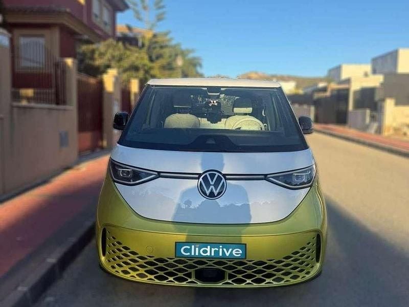 Usado VW ID. Buzz Edition 150 kW (204 CV) 2023 Verde Monovolumen
