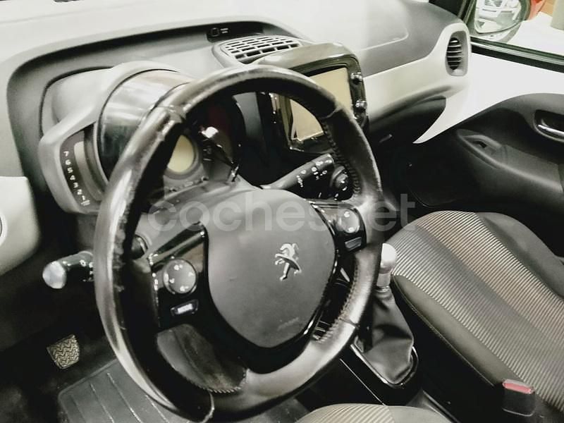 Usado Peugeot 108 Allure 82 CV (60 kW) 2015 Blanco Berlina