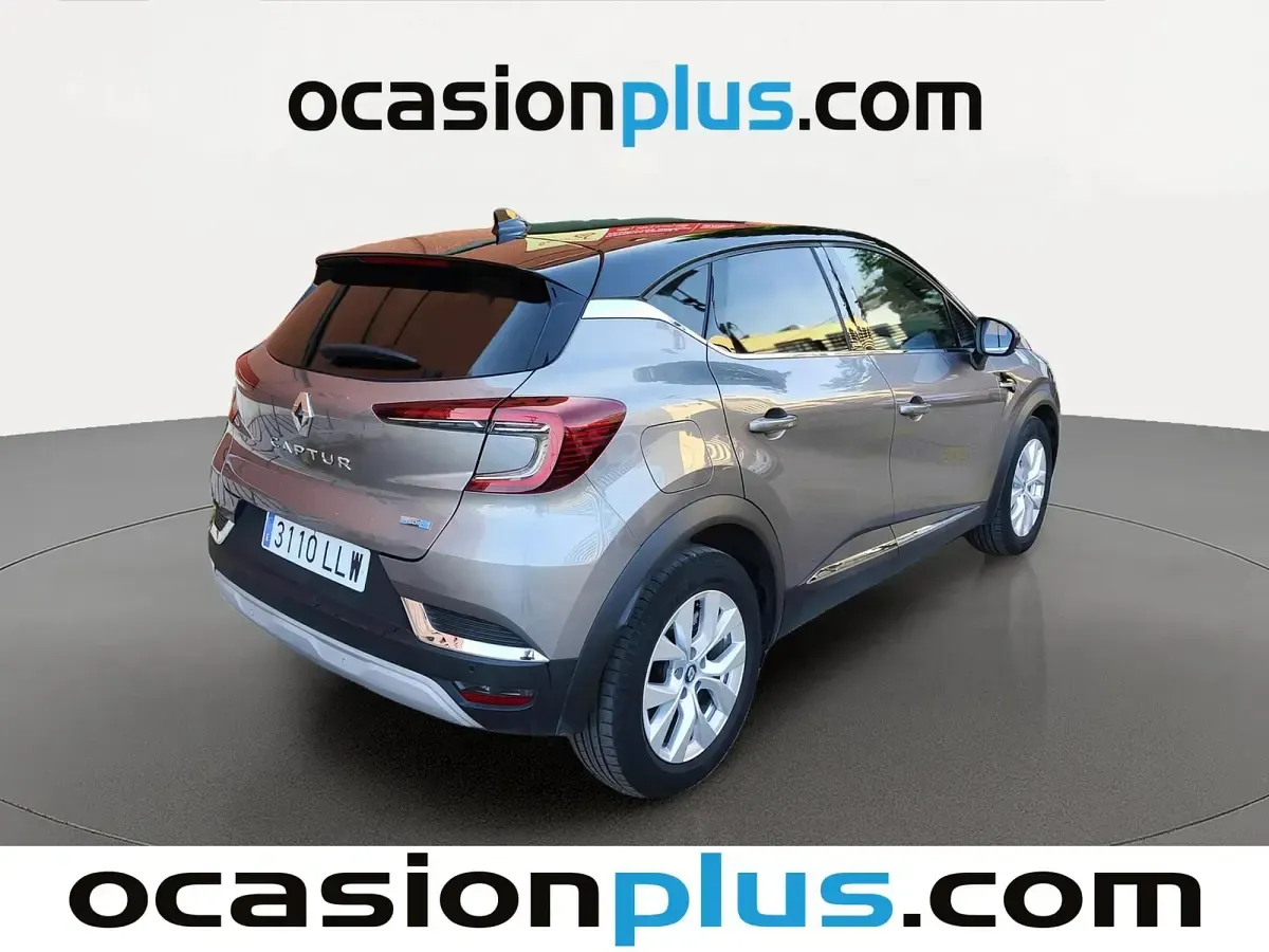 Usado Renault Captur Zen 160 CV (117 kW) 2020 Gris SUV