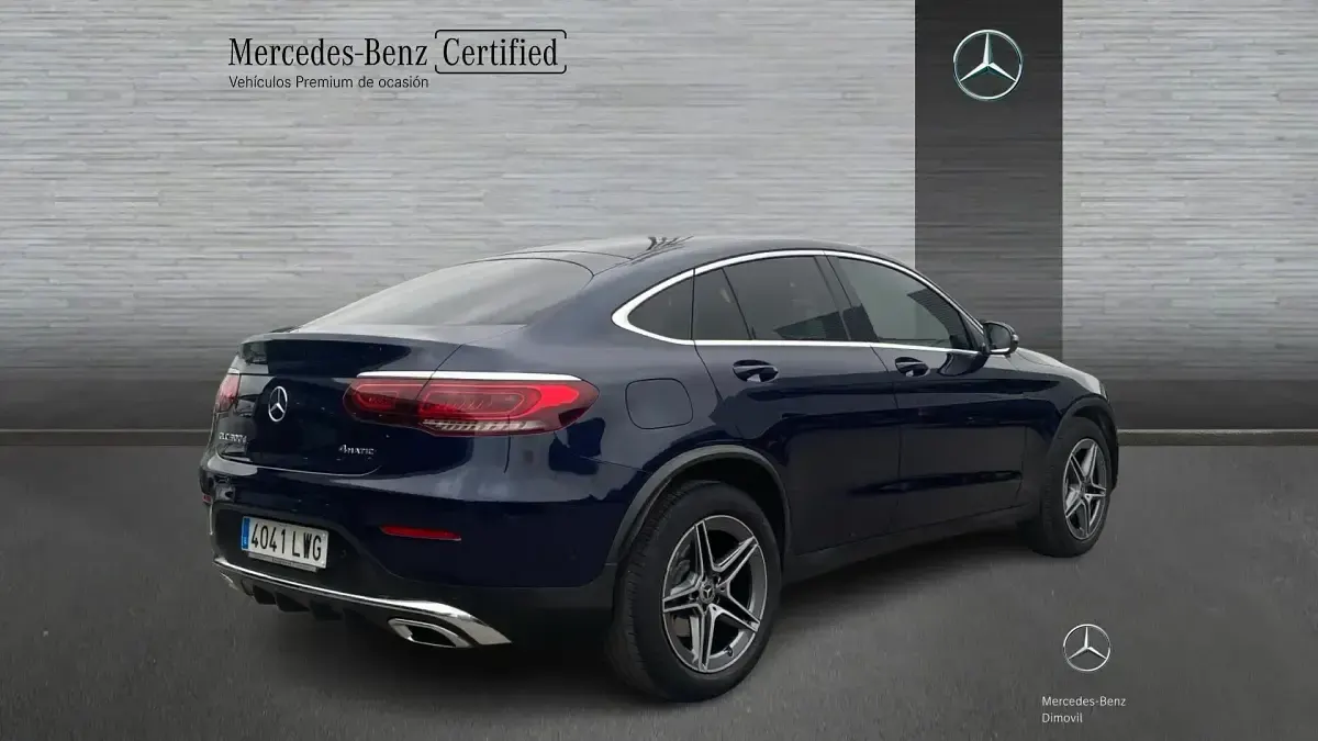 Usado Mercedes GLC300 245 CV (180 kW) 2021 Azul SUV