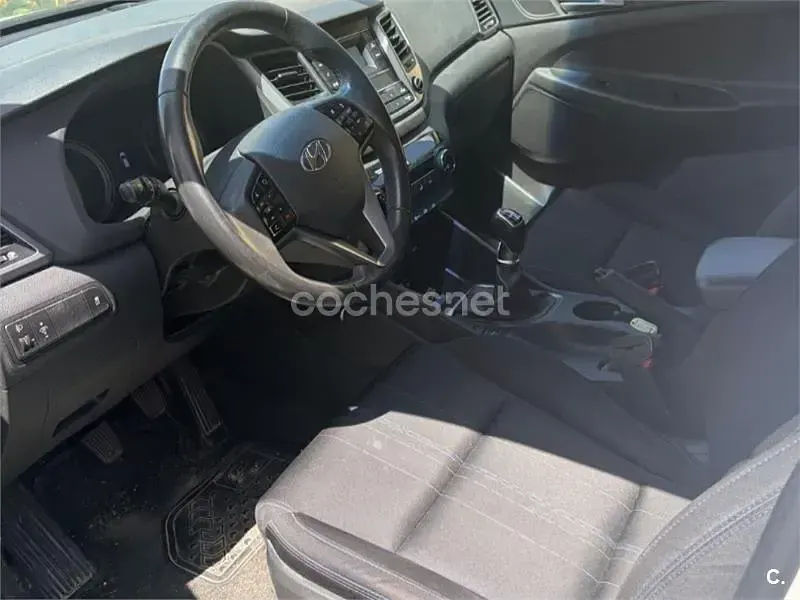 Usado Hyundai Tucson 115 CV (84 kW) 2016 Blanco SUV