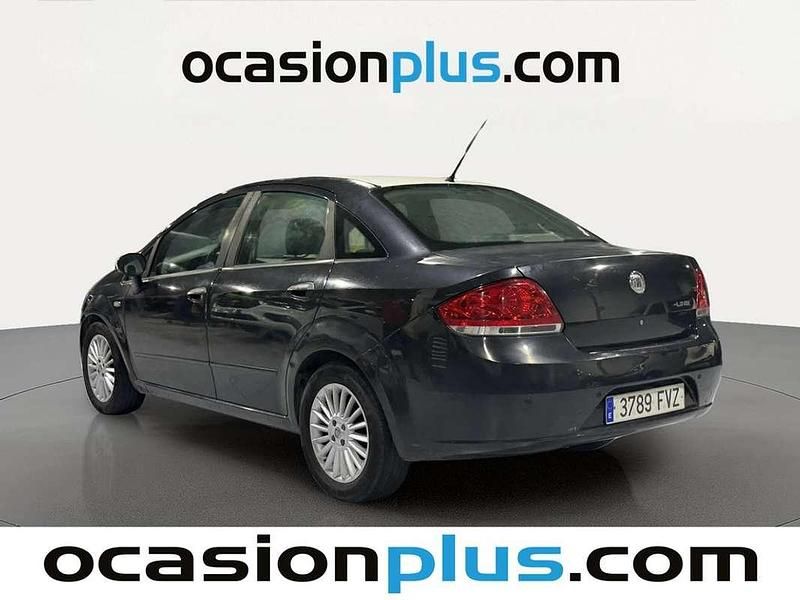 Usado Fiat Linea Dynamic 90 CV (66 kW) 2007 Negro Berlina
