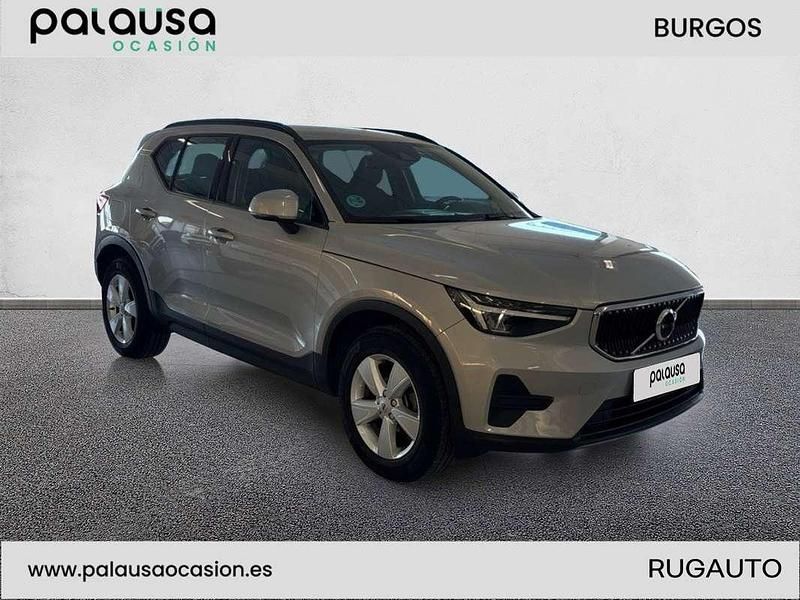 Käytetty Volvo XC40 129 HP (94 kW) 2022 Hopea Katumaasturi