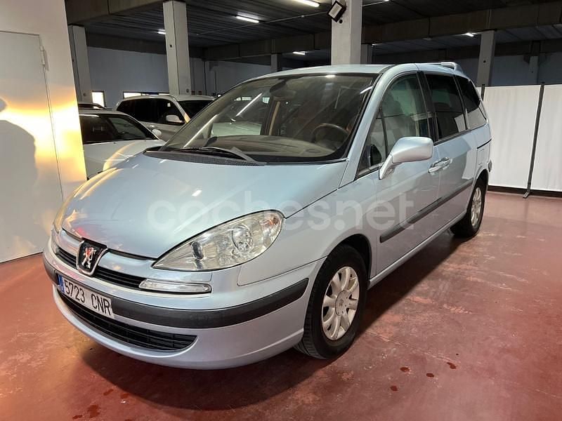 Usado Peugeot 807 130 CV (95 kW) 2003 Azul Monovolumen