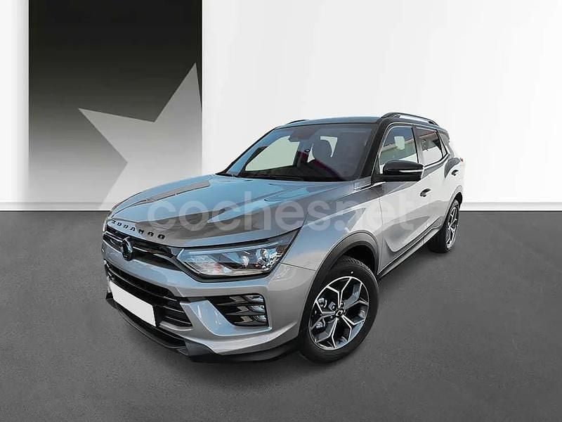 Gris / plata Usado 2025 Ssangyong (KGM) Korando SUV | 22.450 € (Precio justo) - Imagen 1/4