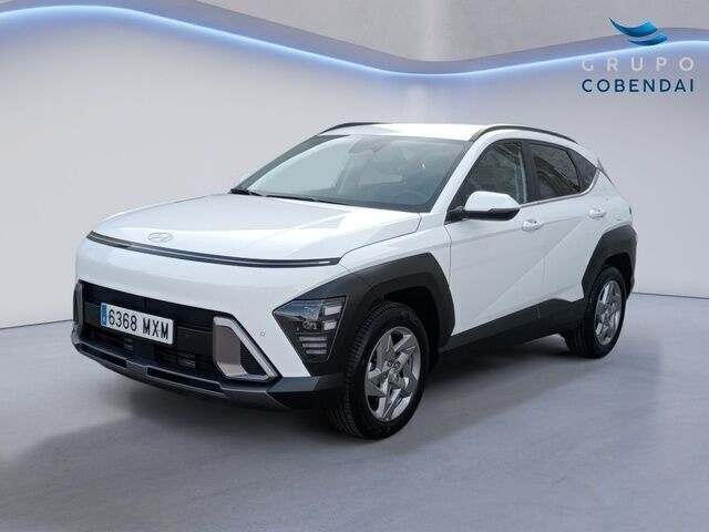 Blanco Nuevo 2024 Hyundai Kona SUV | 29.490 € (Un poco caro) - Imagen 1/4
