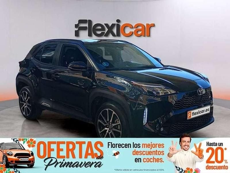 Usado Toyota Yaris Cross Sport 132 CV (97 kW) 2024 Negro SUV