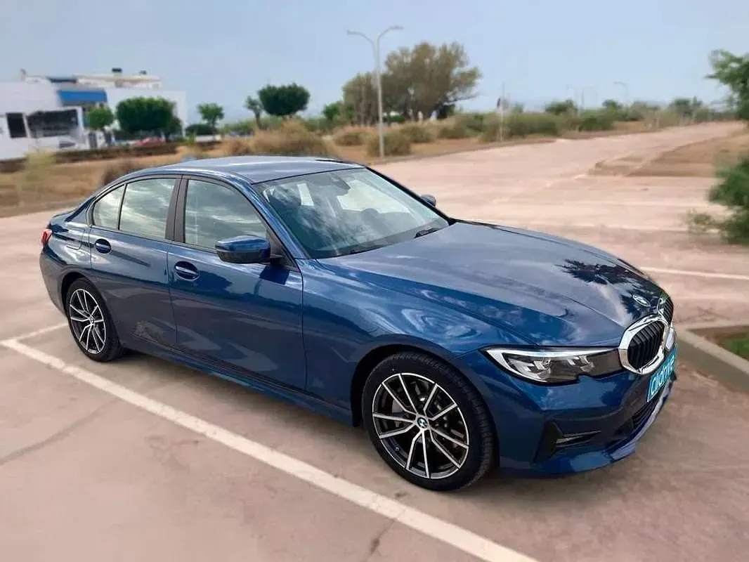 Usado BMW 330e 292 CV (214 kW) 2020 Azul Berlina