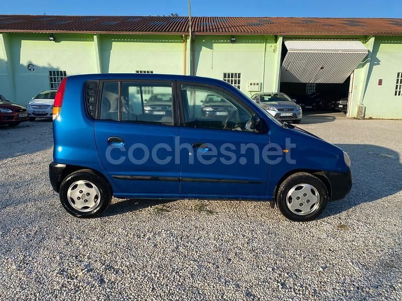 Usado Hyundai Atos GLS 55 CV (40 kW) 1999 Azul Utilitario