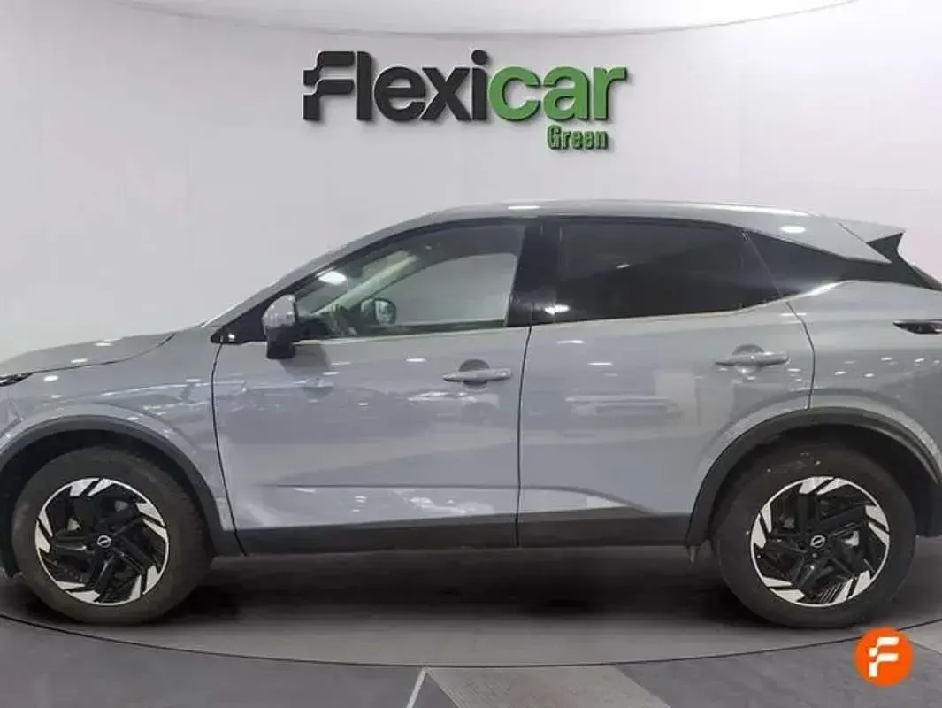 Usado Nissan Qashqai N-Connecta 158 CV (116 kW) 2025 Gris SUV