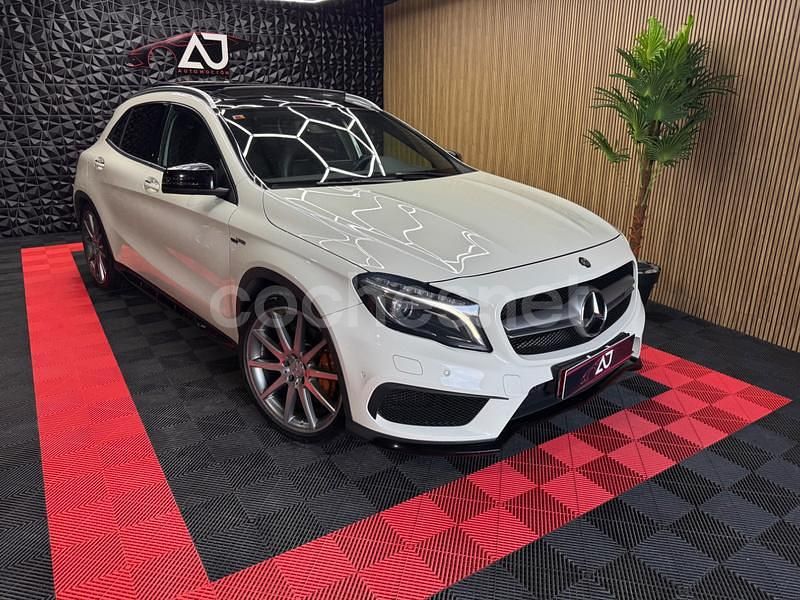 Blanco Usado 2017 Mercedes GLA45 AMG SUV | 24.990 € (Buen precio) - Imagen 1/4