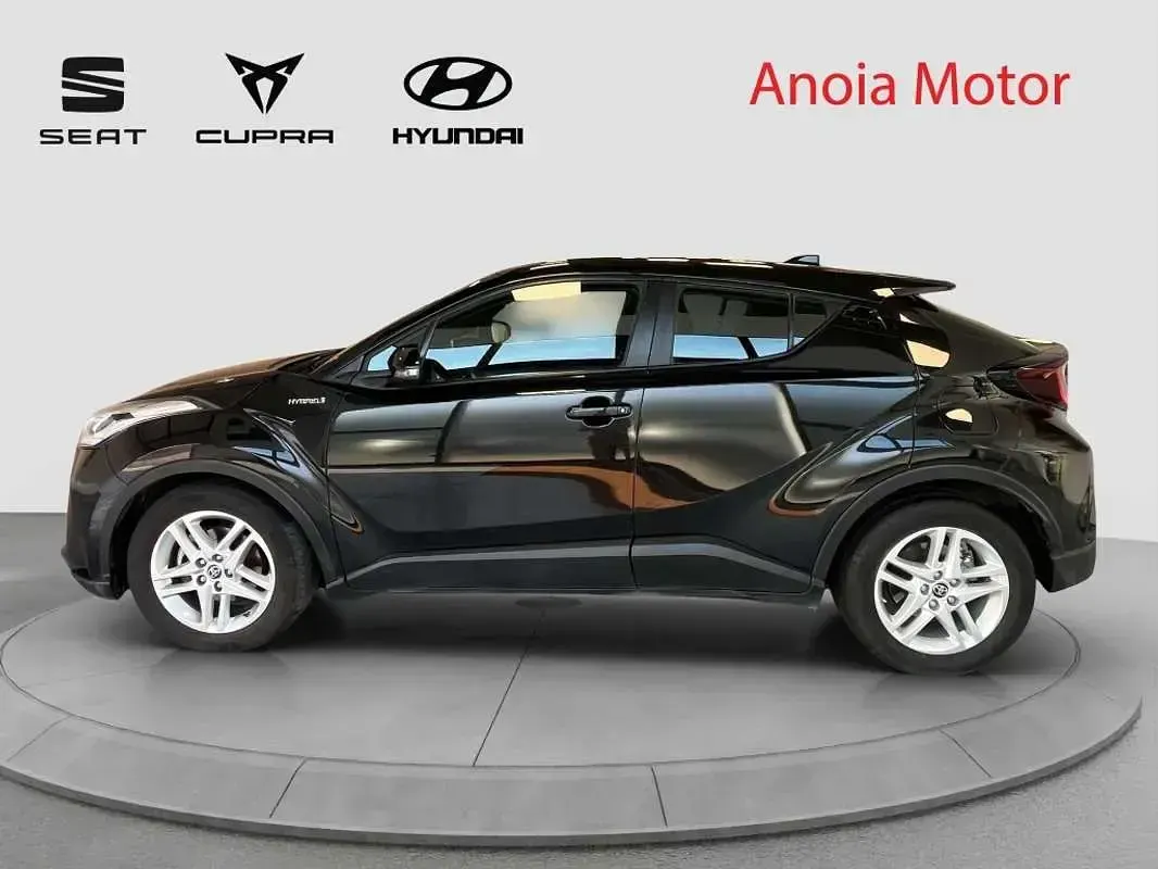 Używany Toyota C-HR Active 122 KM (89 kW) 2021 Czarny SUV