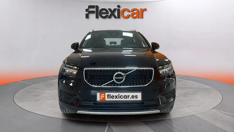 Usado Volvo XC40 Momentum 163 CV (119 kW) 2019 Negro SUV