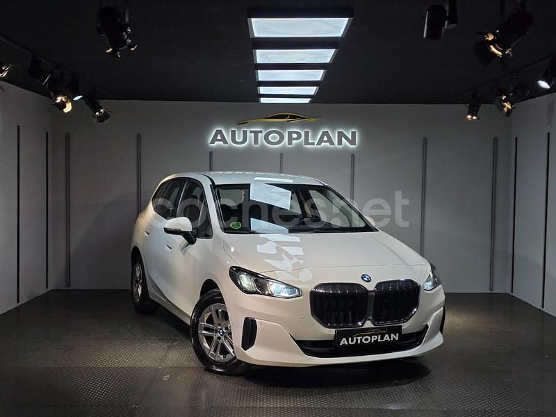Usado BMW 218 150 CV (110 kW) 2022 Blanco Familiar