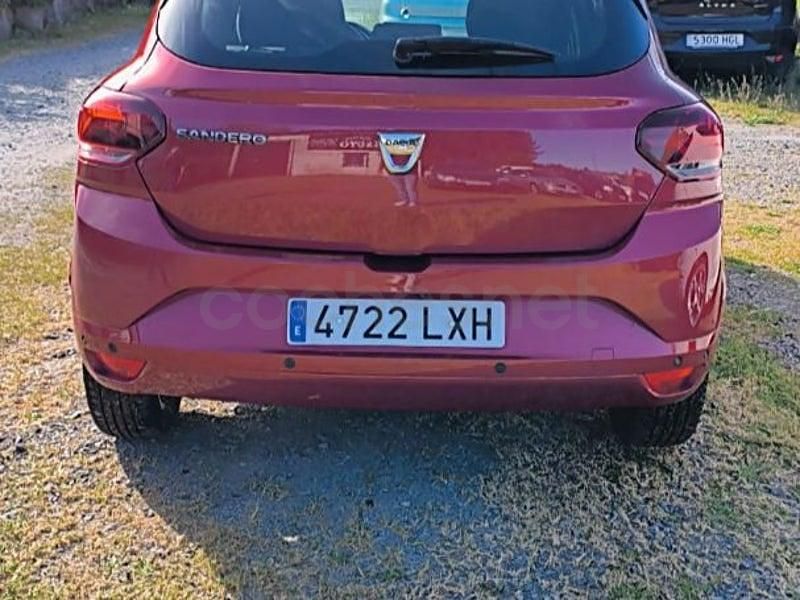Occasion Dacia Sandero Expression 101 ch (74 kW) 2022 Rouge Berline