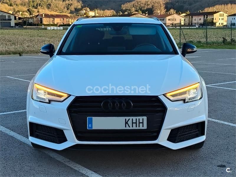 Usado Audi A4 150 CV (110 kW) 2018 Blanco Familiar