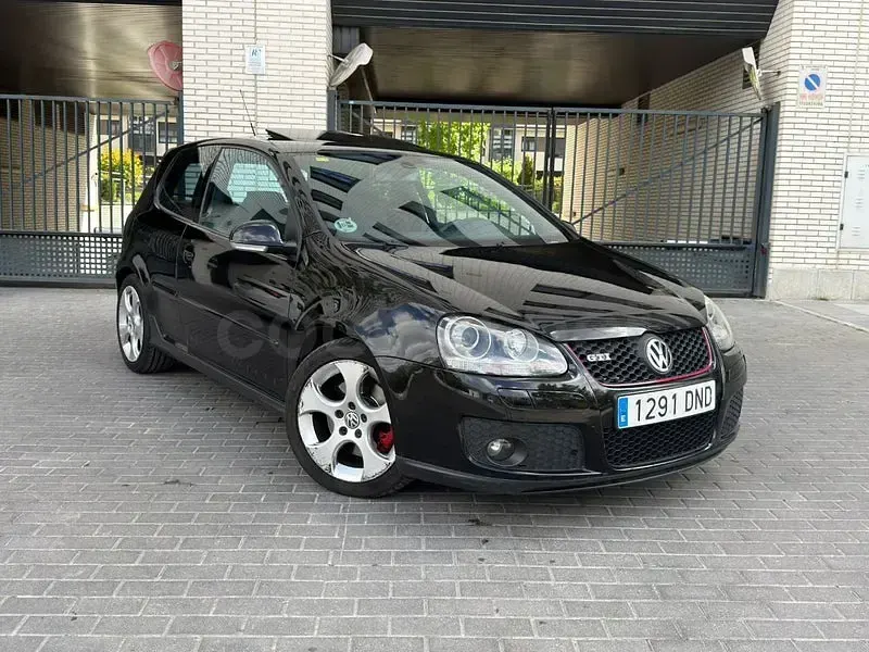 Usado VW Golf IV GTI 200 CV (147 kW) 2005 Negro Berlina