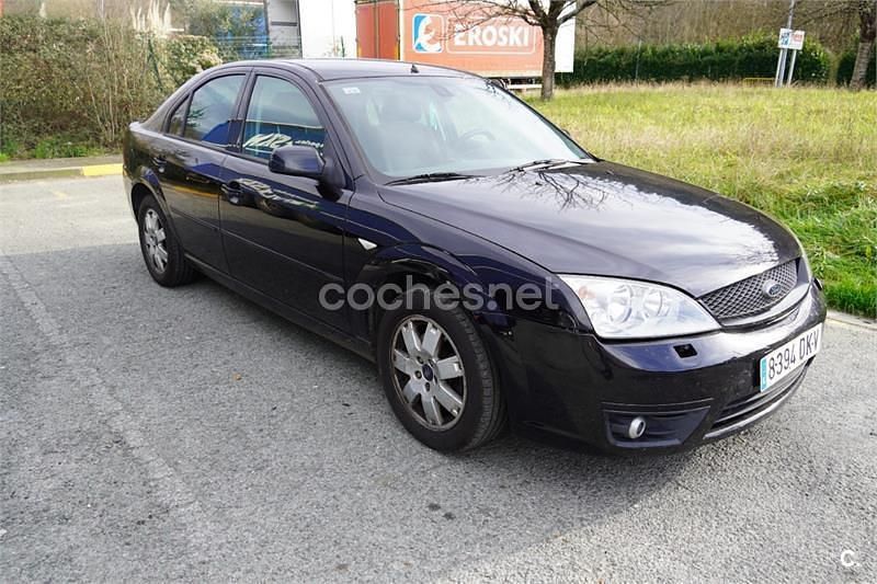 Negro Usado 2005 Ford Mondeo Futura Berlina | 2200 € (Buen precio) - Imagen 1/4