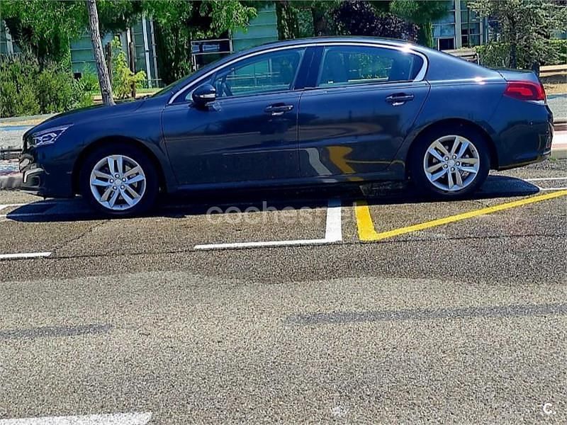 Usado Peugeot 508 Active 165 CV (121 kW) 2015 Negro Berlina