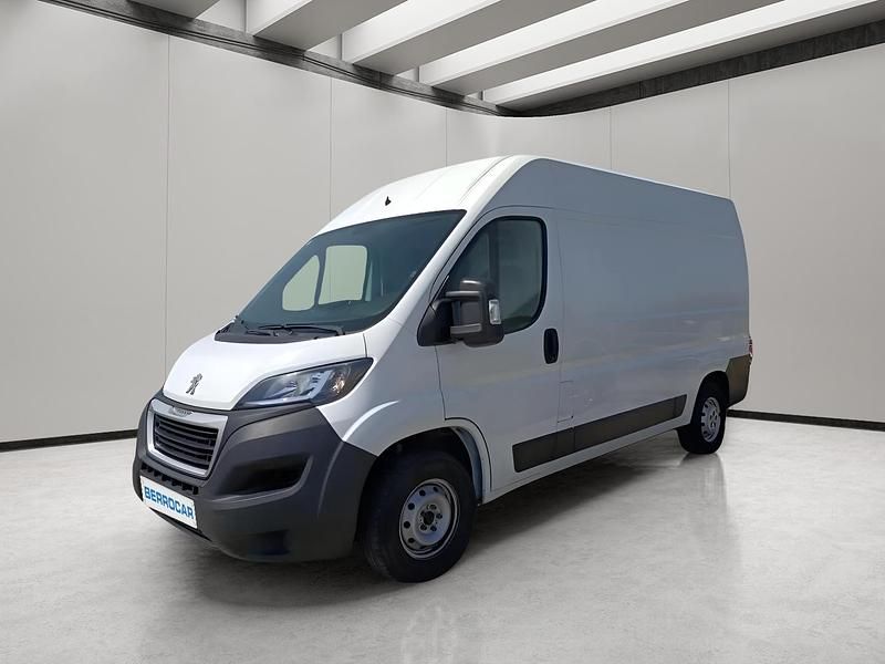 Blanco Usado 2023 Peugeot Boxer S Van | 20.900 € (Precio justo) - Imagen 1/4