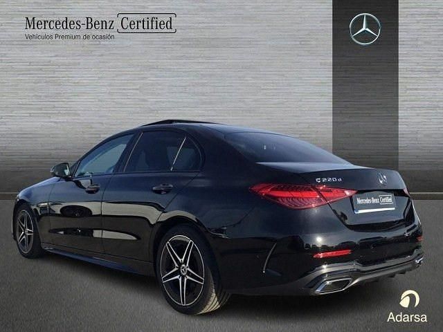 Usado Mercedes C220 200 CV (147 kW) 2025 Negro obsidiana