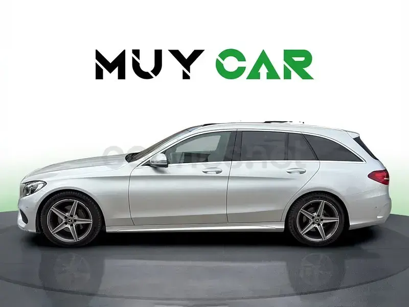 Usado Mercedes C220 170 CV (125 kW) 2018 Gris / plata Familiar