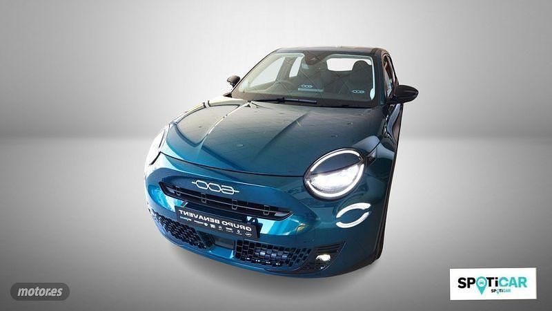 Verde Nuevo 2025 Fiat 600 La Prima SUV | 24.900 € (Buen precio) - Imagen 1/4