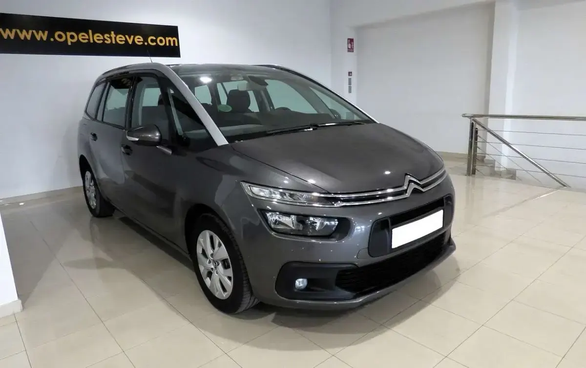 Usado Citroën C4 SpaceTourer Live 131 CV (96 kW) 2019 Gris Monovolumen