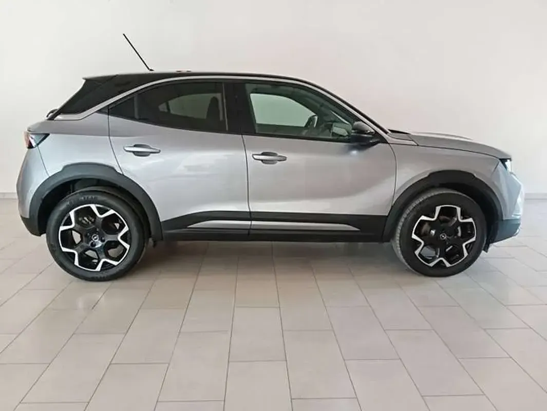 Usado Opel Mokka Ultimate 136 CV (100 kW) 2024 Gris SUV