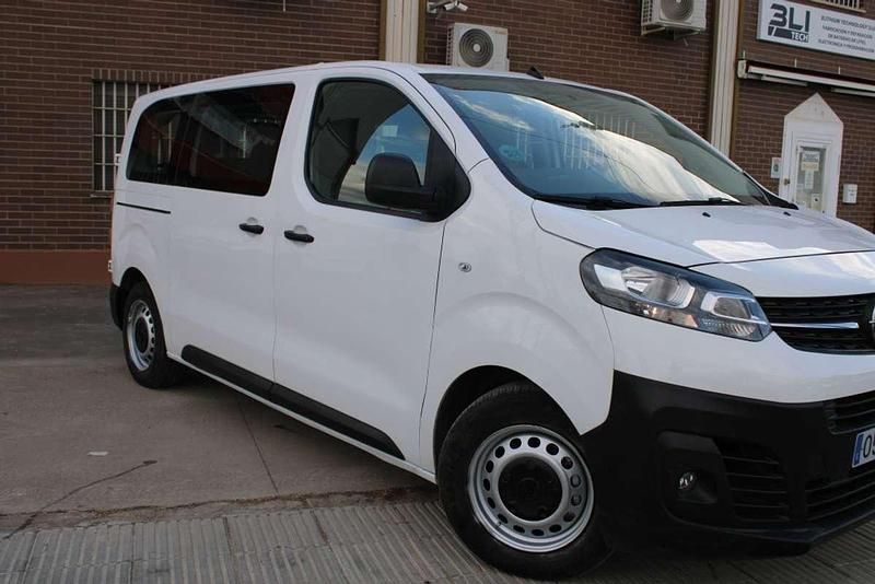 Usado Opel Vivaro S 102 CV (75 kW) 2021 Blanco Monovolumen
