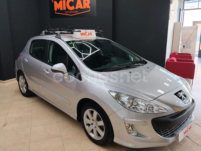 Usado Peugeot 308 Business-Line 110 CV (80 kW) 2010 Gris / plata Berlina