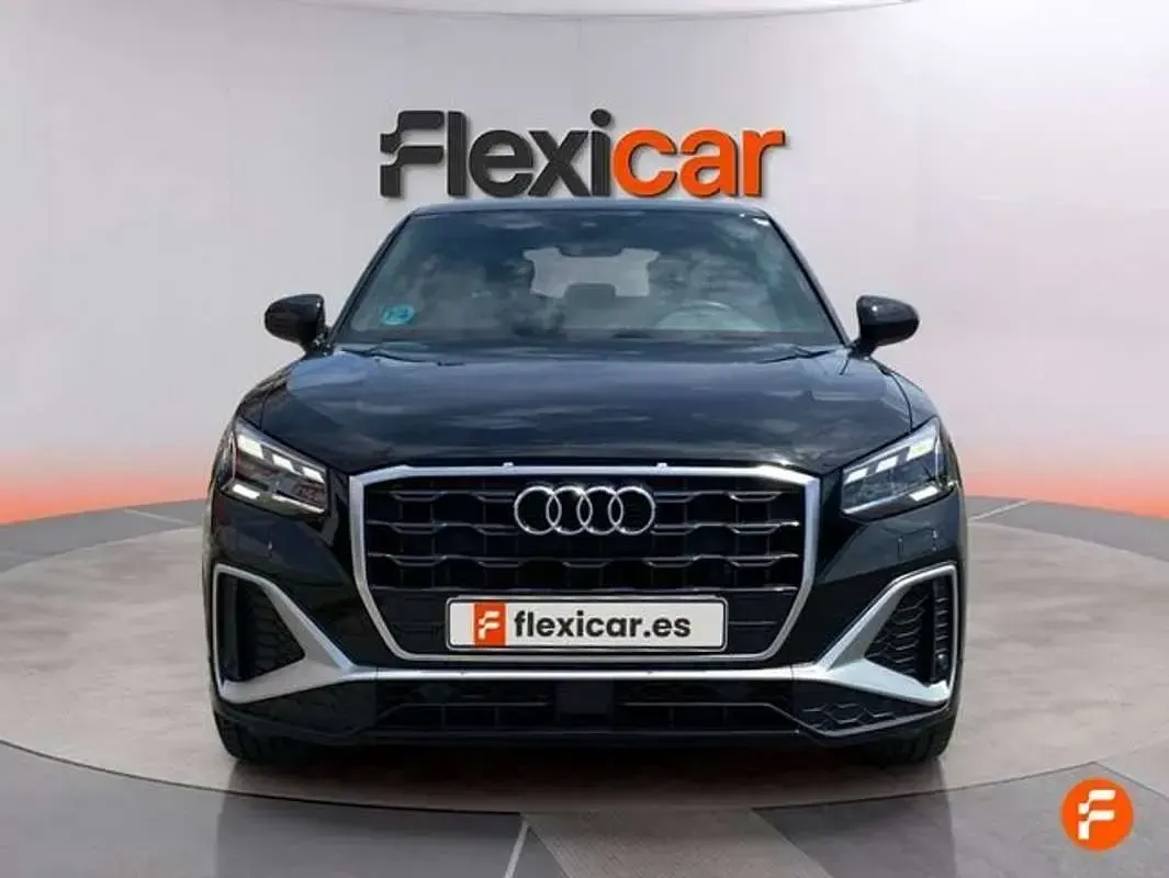 Usado Audi Q2 S-Line 116 CV (85 kW) 2024 Negro SUV