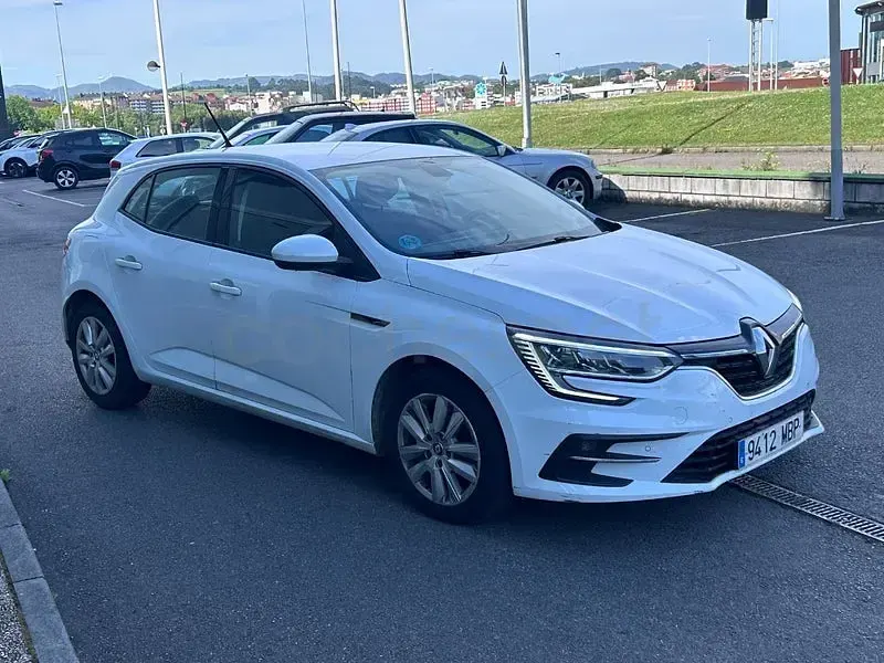 Usado Renault Mégane II Equilibre 115 CV (84 kW) 2022 Blanco Berlina