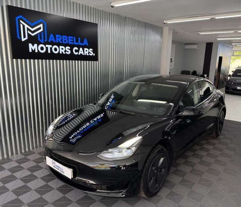 Negro Usado 2023 Tesla Model 3 Standard Range Berlina | 30.490 € (Buen precio) - Imagen 1/4