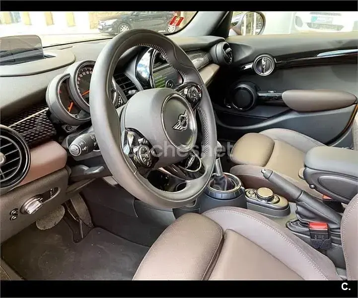 Usado Mini Cooper SD 170 CV (125 kW) 2017 Naranja Utilitario