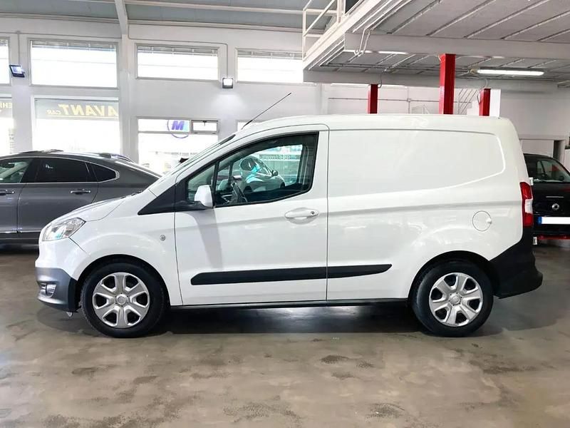 Usado Ford Transit Ambiente 75 HP (55 kW) 2018 Branco Van