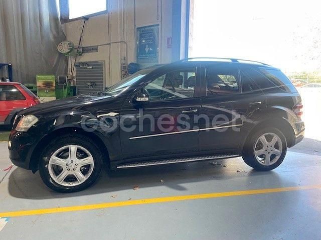 Negro Usado 2007 Mercedes ML320 SUV | 11.990 € (Precio justo) - Imagen 1/4