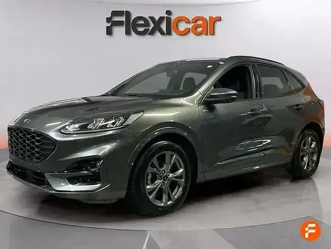 Usado Ford Kuga ST-Line 120 CV (88 kW) 2024 Gris SUV