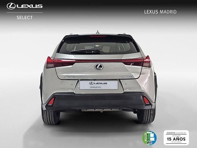 Usado Lexus UX 183 CV (134 kW) 2021 Gris SUV