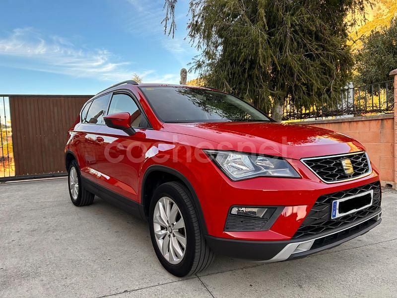 Usado Seat Ateca Style 115 CV (84 kW) 2020 Granate SUV