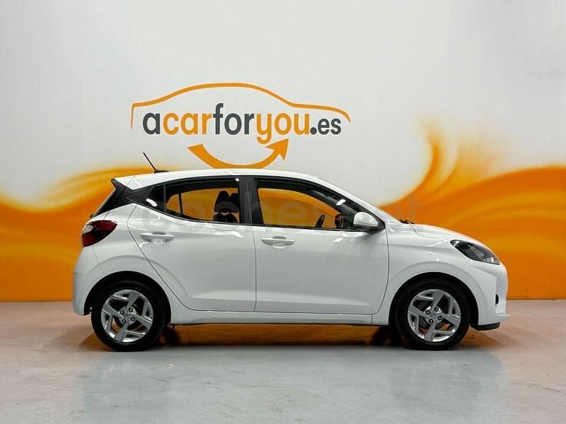 Usado Hyundai i10 67 CV (49 kW) 2022 Blanco Utilitario