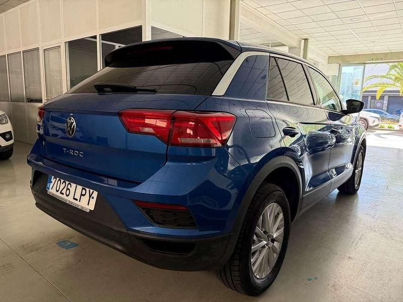 Usado VW T-Roc Advance 110 CV (80 kW) 2021 Azul SUV