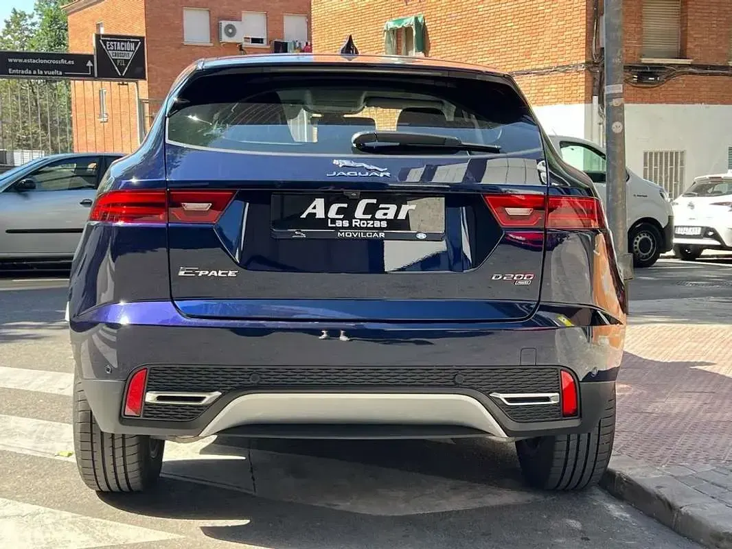 Usado Jaguar E-Pace R-Dynamic 163 CV (119 kW) 2021 Azul SUV